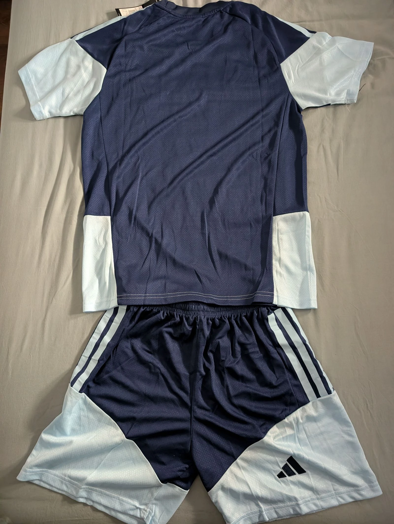 Equipamento Adidas azul marinho – photo 2
